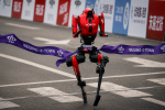 Un robot plus rapide qu’Usain Bolt